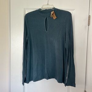 American Eagle Outfitters Green Long Sleeve Cut Out Blouse